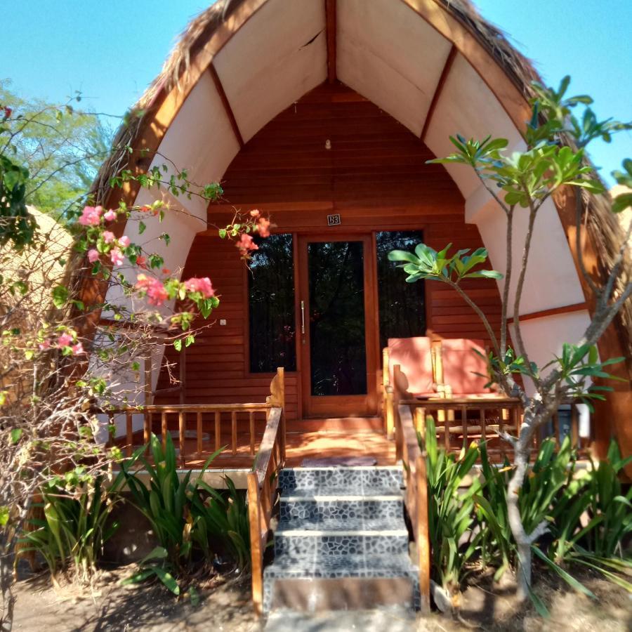 We'Be Cottages Gili Meno Bagian luar foto