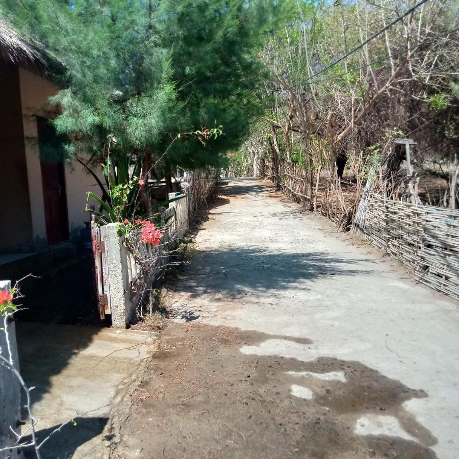 We'Be Cottages Gili Meno Bagian luar foto