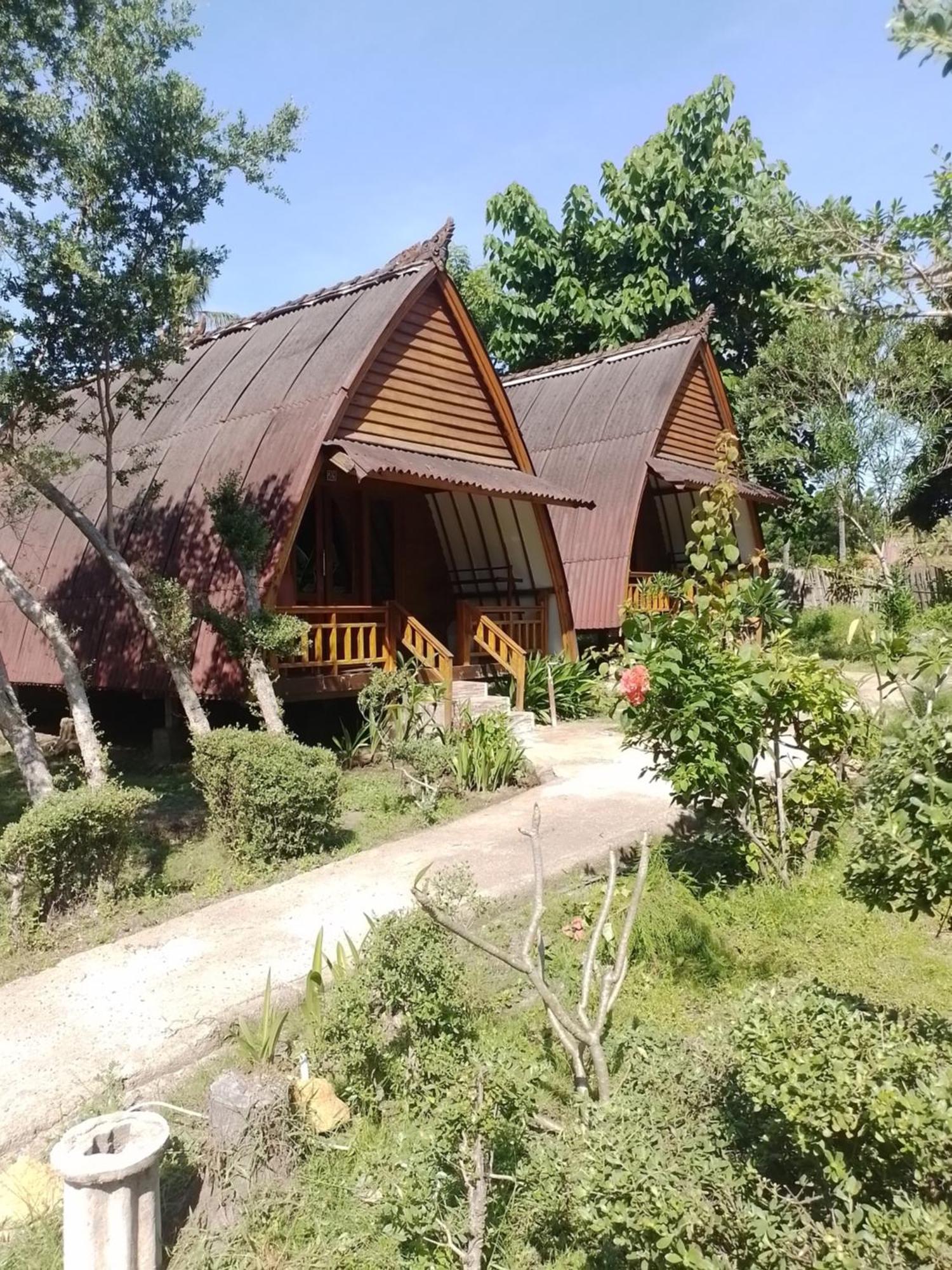 We'Be Cottages Gili Meno Bagian luar foto