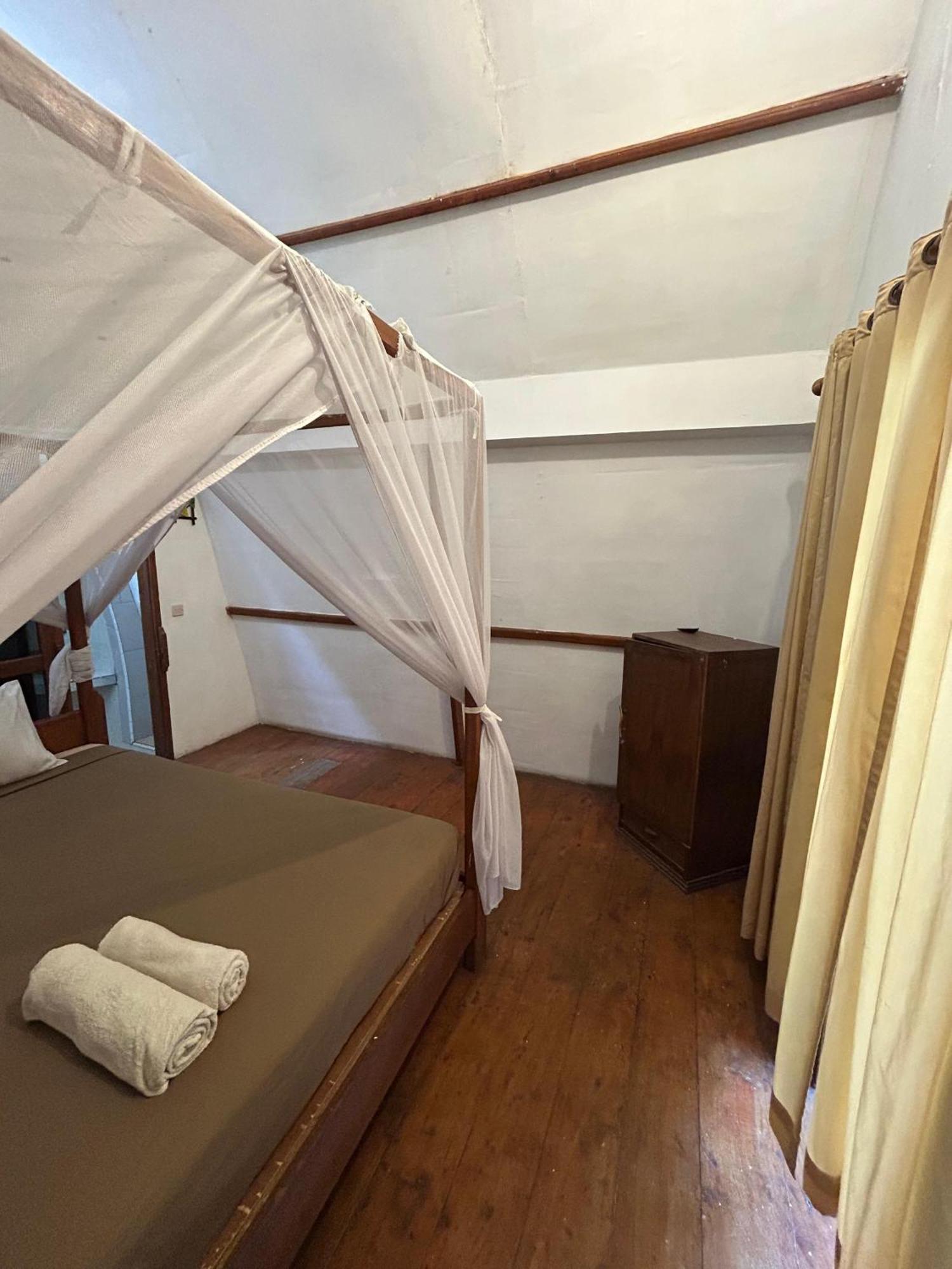 We'Be Cottages Gili Meno Bagian luar foto